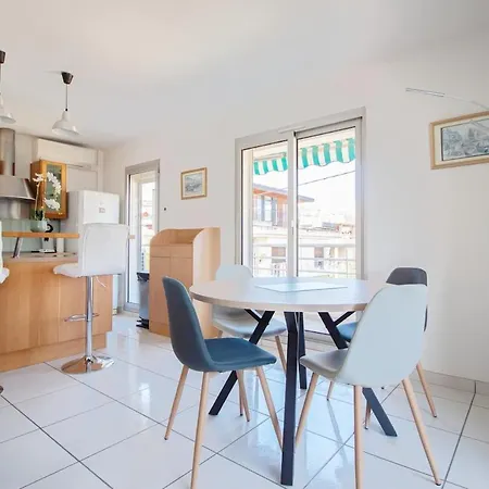Апартаменты Terrasse, Piscine & Parking Sur La Cote D'azur *
