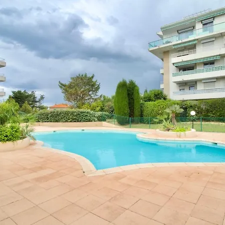 Апартаменты Terrasse, Piscine & Parking Sur La Cote D'azur Сен-Лоран-дю-Вар