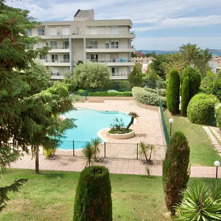 Апартаменты Terrasse, Piscine & Parking Sur La Cote D'azur