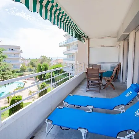 Апартаменты Terrasse, Piscine & Parking Sur La Cote D'azur Сен-Лоран-дю-Вар