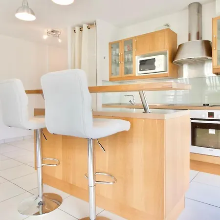 Апартаменты Terrasse, Piscine & Parking Sur La Cote D'azur