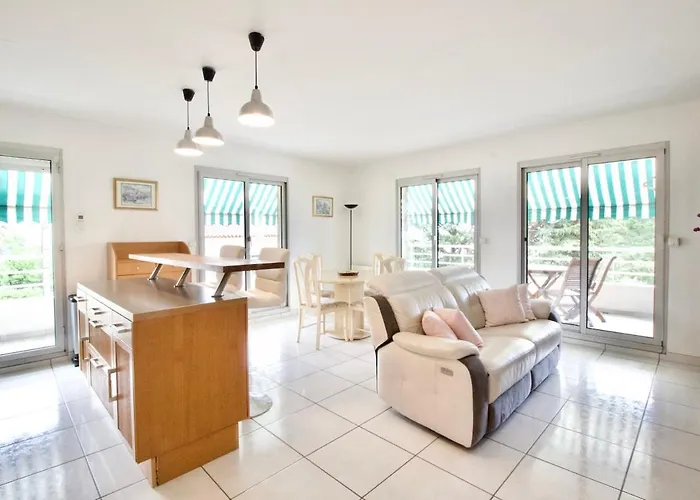 Terrasse, Piscine & Parking Sur La Cote D'azur Сен-Лоран-дю-Вар