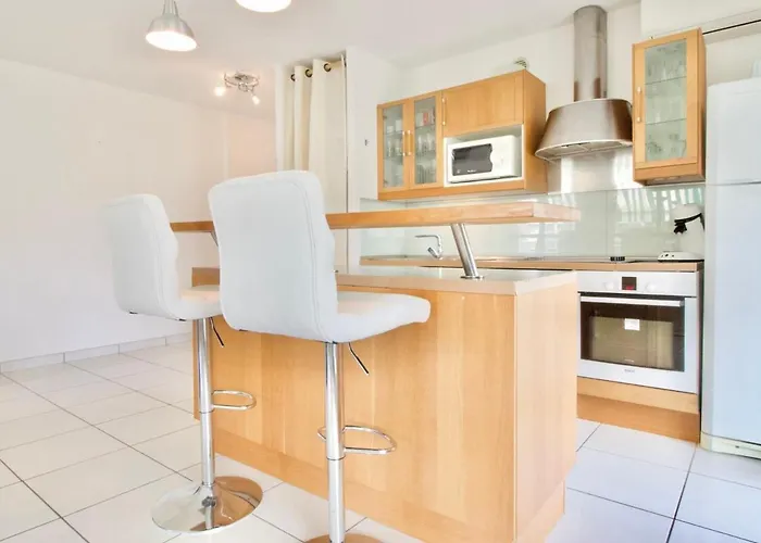 Апартаменты Terrasse, Piscine & Parking Sur La Cote D'azur